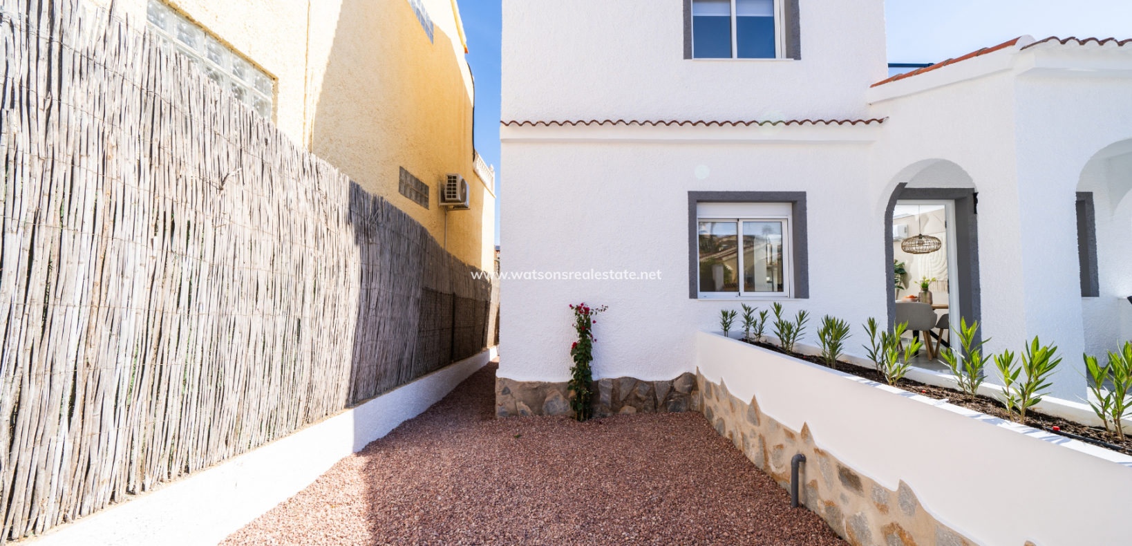 Resale - Detached - Urb. La Marina