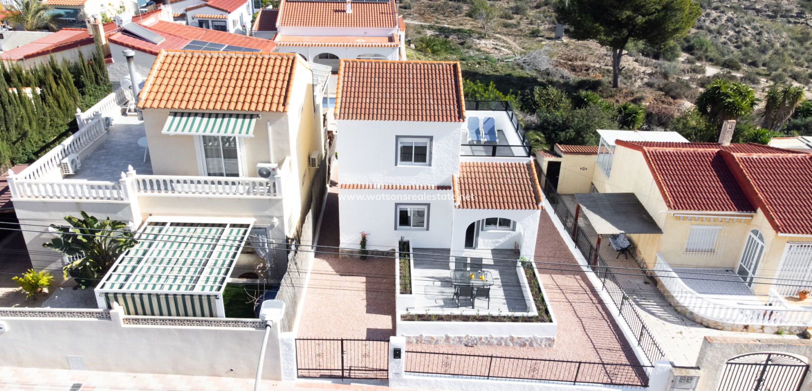 Resale - Detached - Urb. La Marina