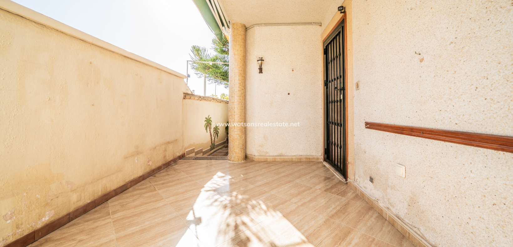 Resale - Detached - Urb. La Marina