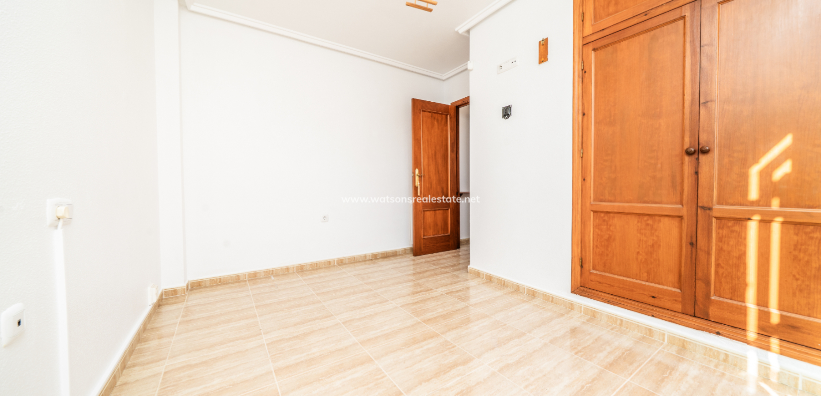 Resale - Detached - Urb. La Marina