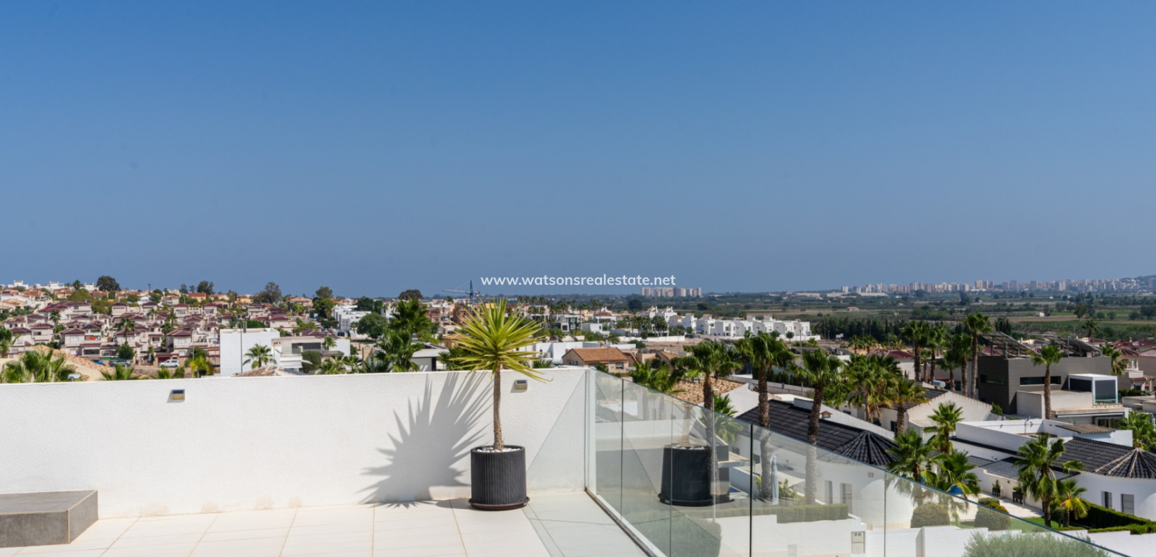 Resale - Detached - Urb. La Marina