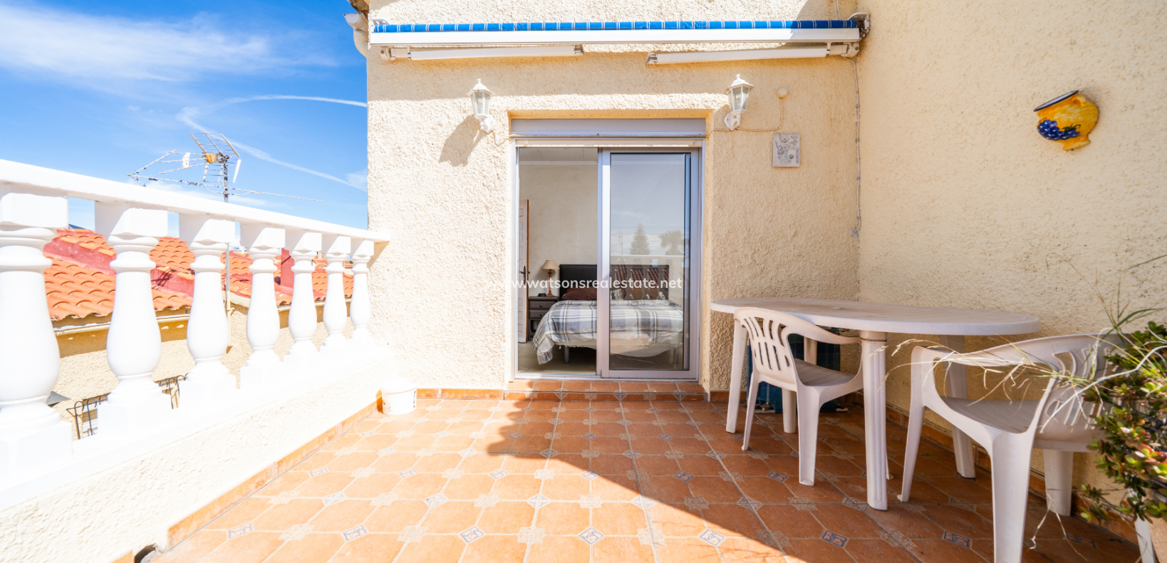 Resale - Detached - Urb. La Marina