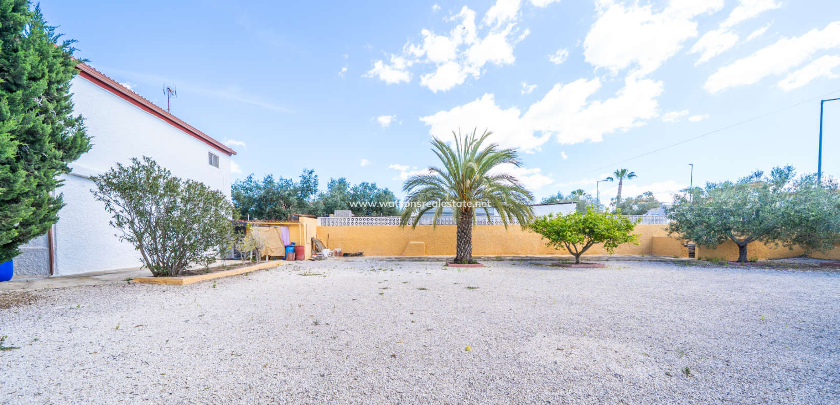 Resale - Detached - Urb. La Marina