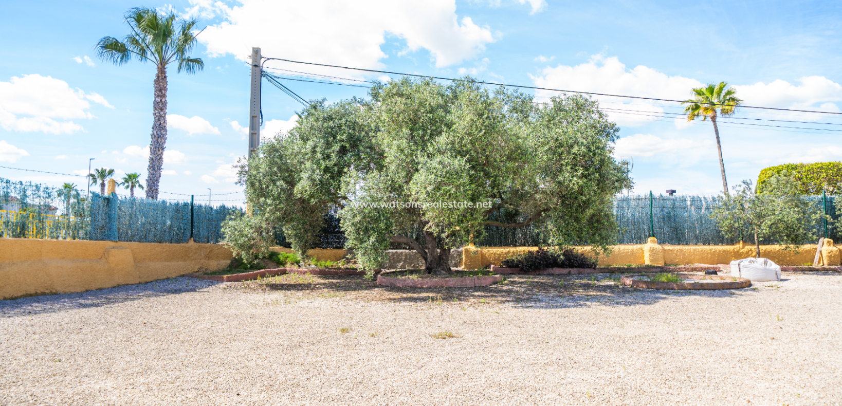Resale - Detached - Urb. La Marina