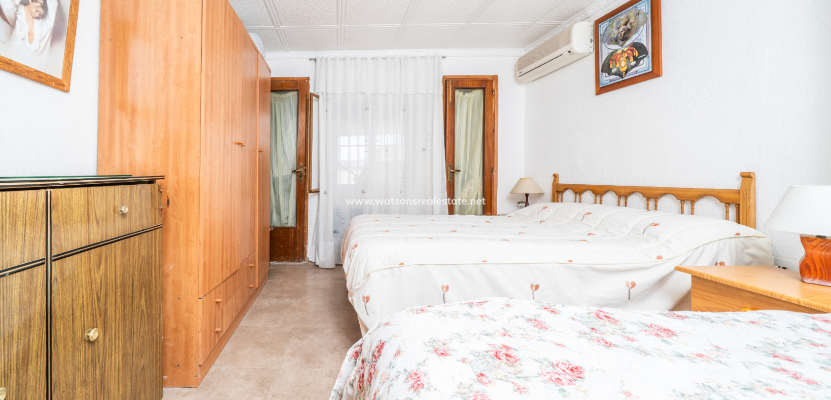 Resale - Detached - Urb. La Marina
