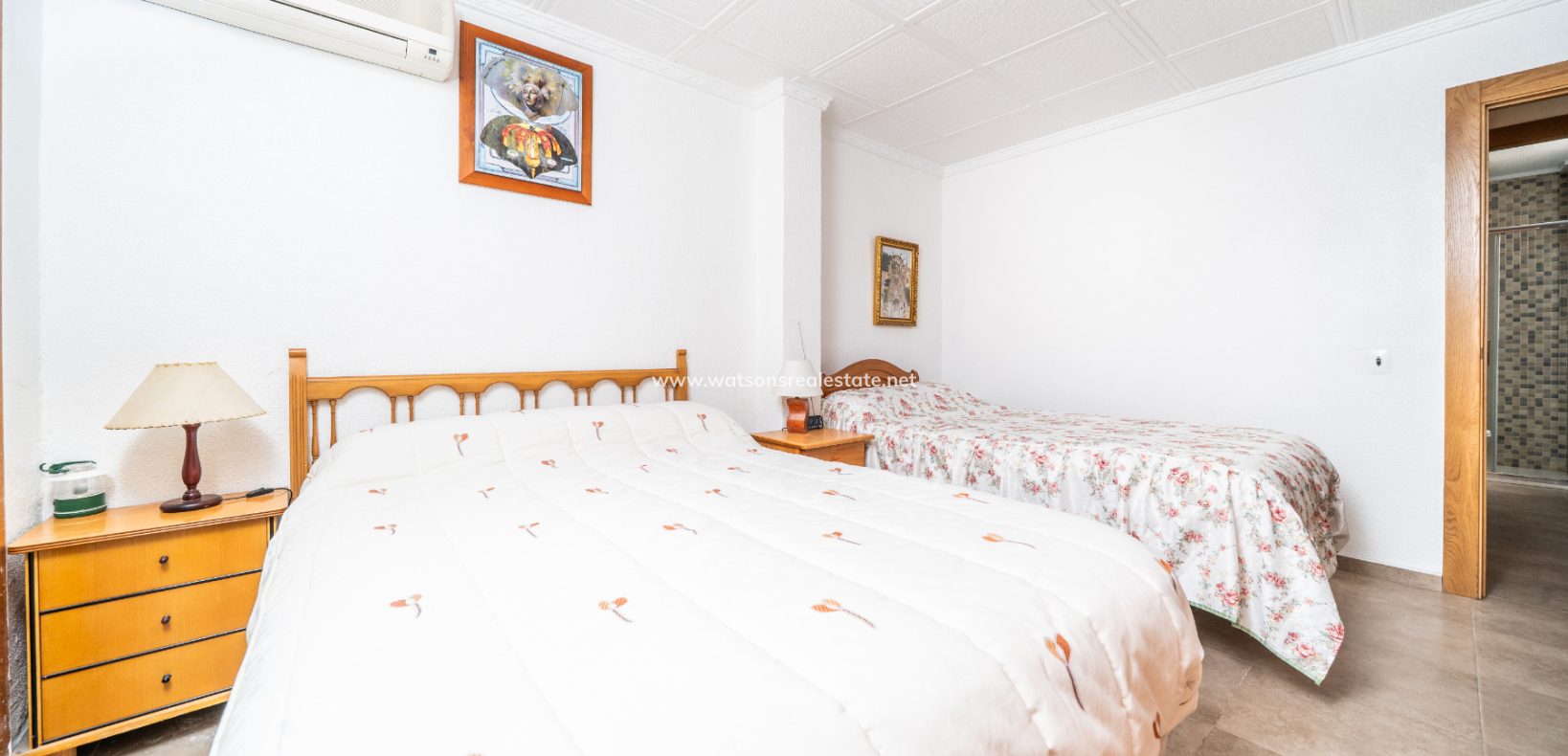 Resale - Detached - Urb. La Marina