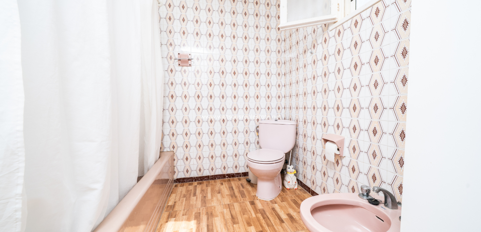 Resale - Detached - Urb. La Marina