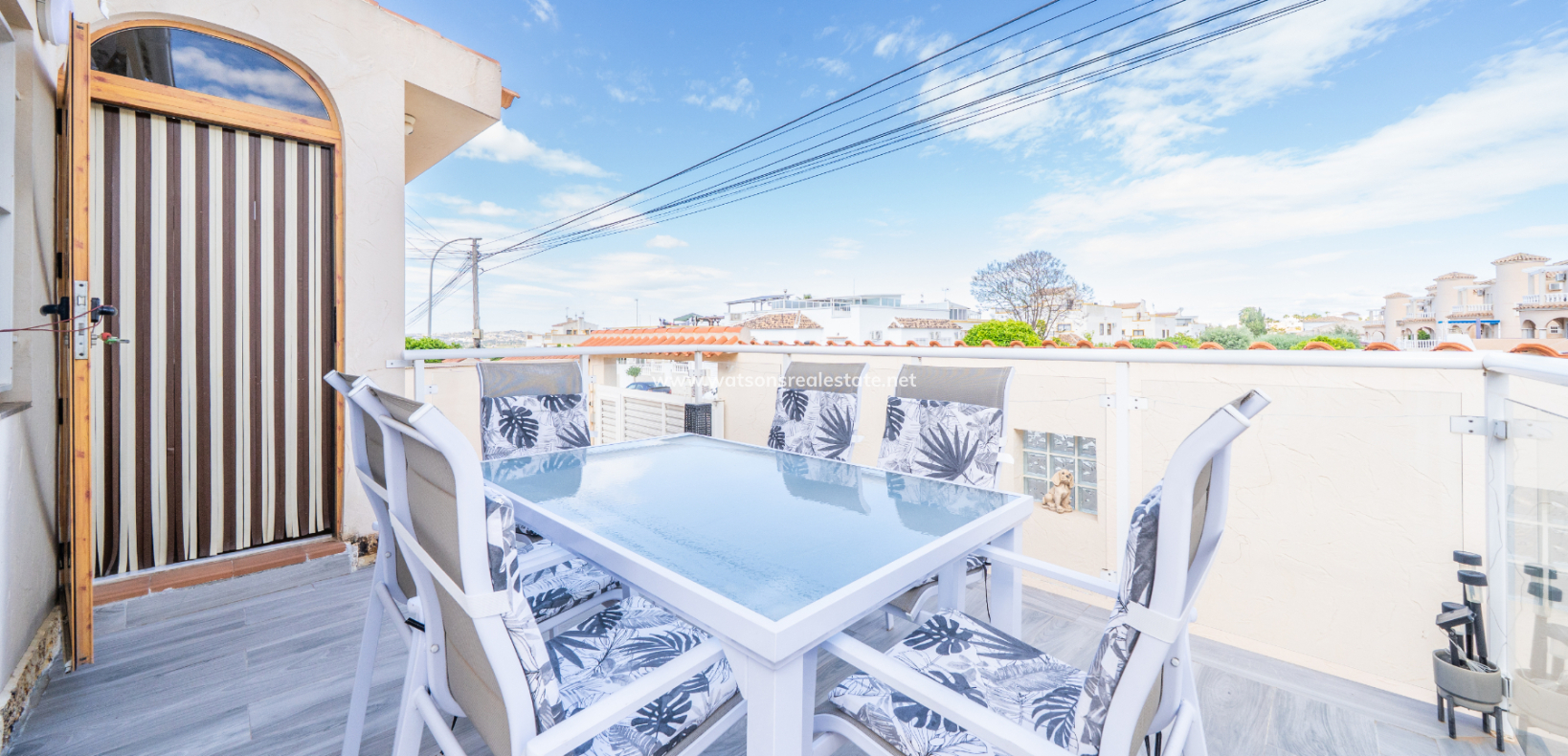 Resale - Detached - Urb. La Marina