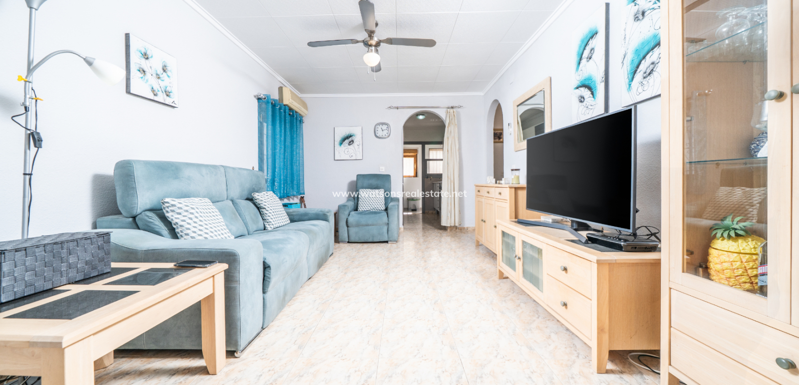 Resale - Detached - Urb. La Marina