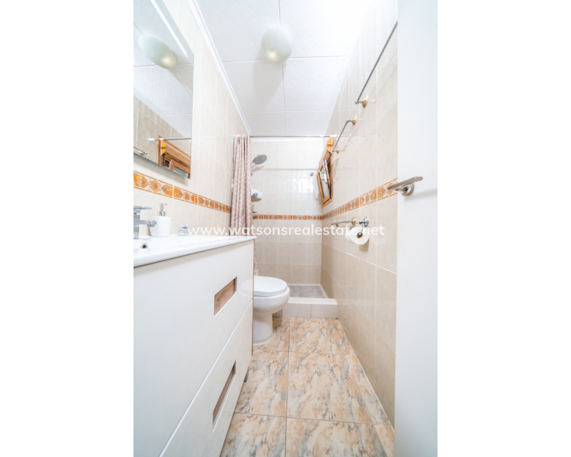 Resale - Detached - Urb. La Marina