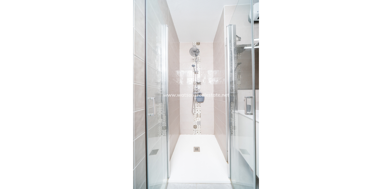 Resale - Detached - Urb. La Marina