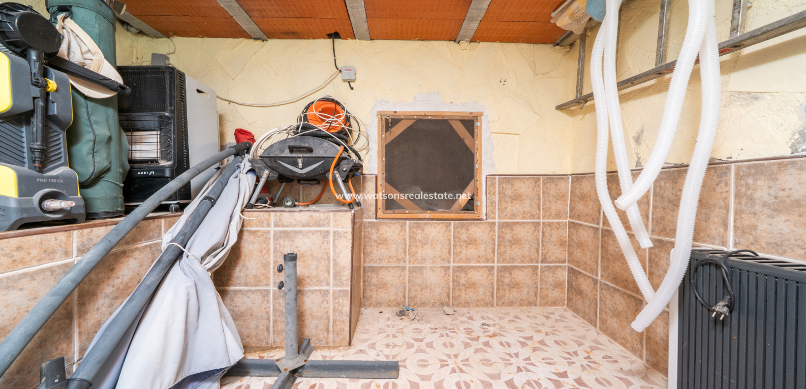 Resale - Detached - Urb. La Marina