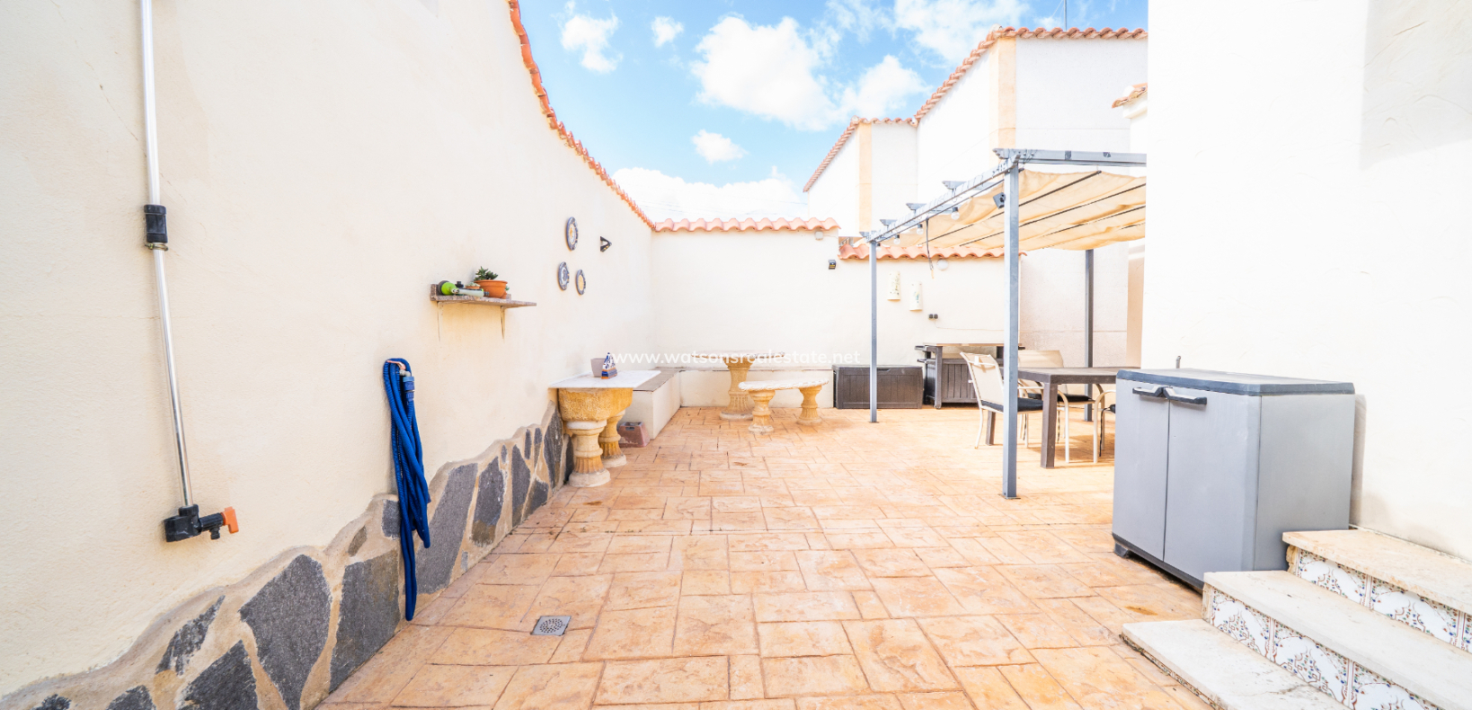 Resale - Detached - Urb. La Marina