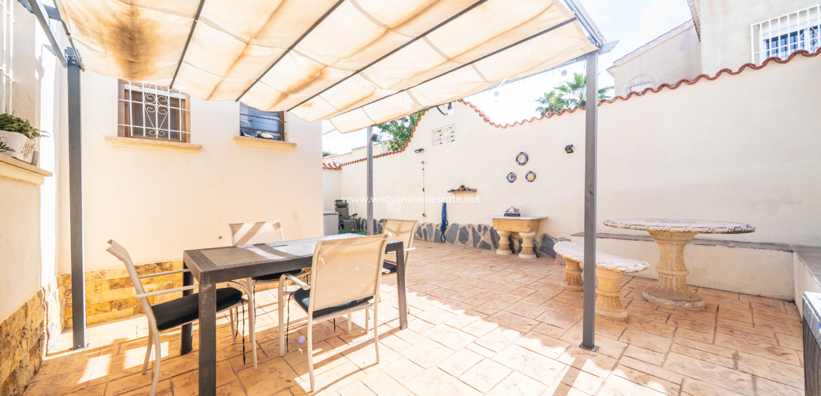 Resale - Detached - Urb. La Marina