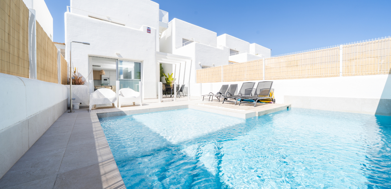 Resale - Detached - Urb. La Marina