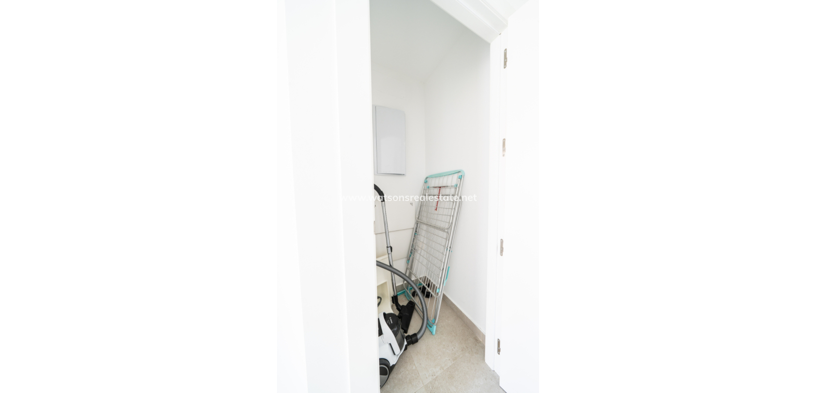 Resale - Detached - Urb. La Marina
