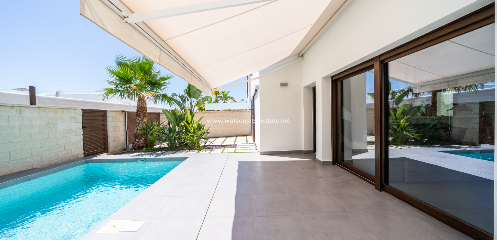 Resale - Detached - Urb. La Marina