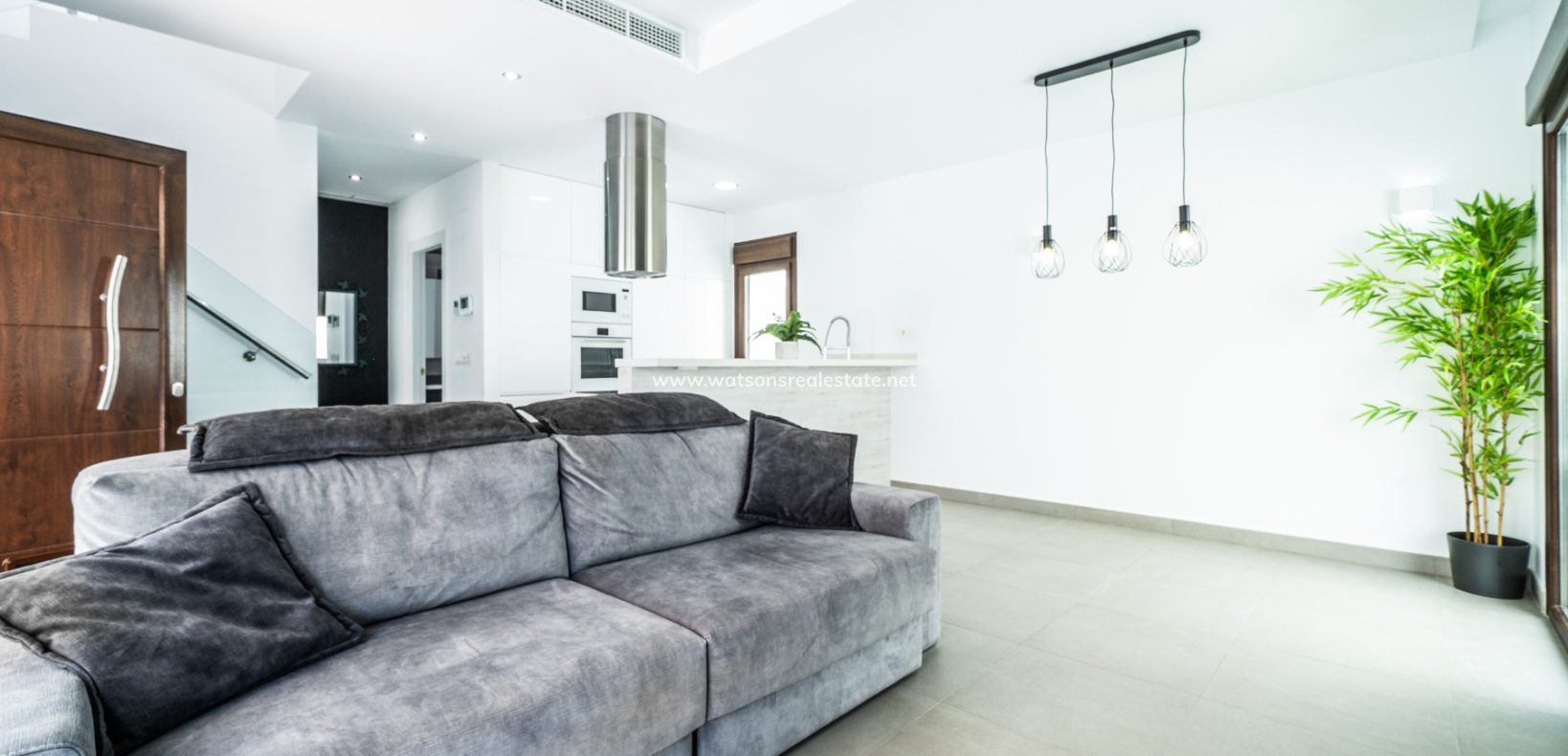 Resale - Detached - Urb. La Marina