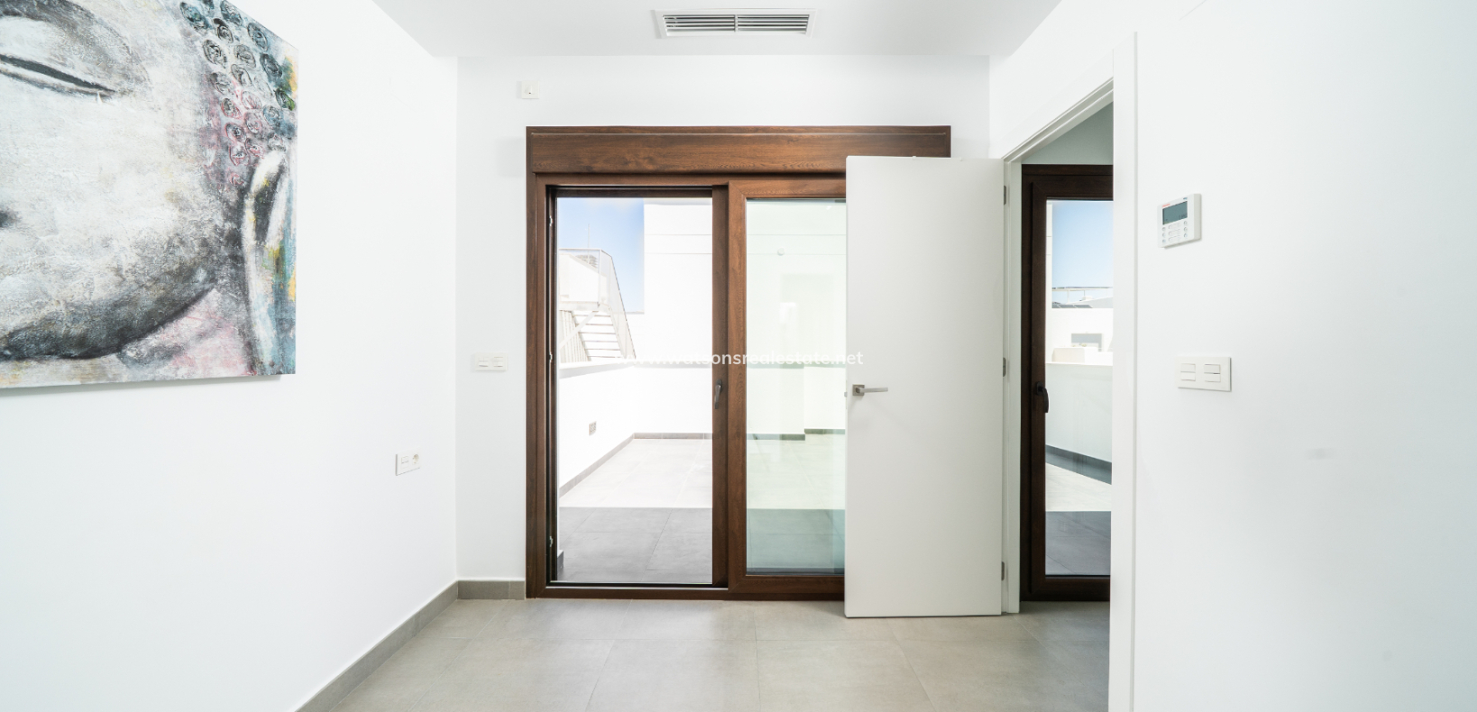 Resale - Detached - Urb. La Marina