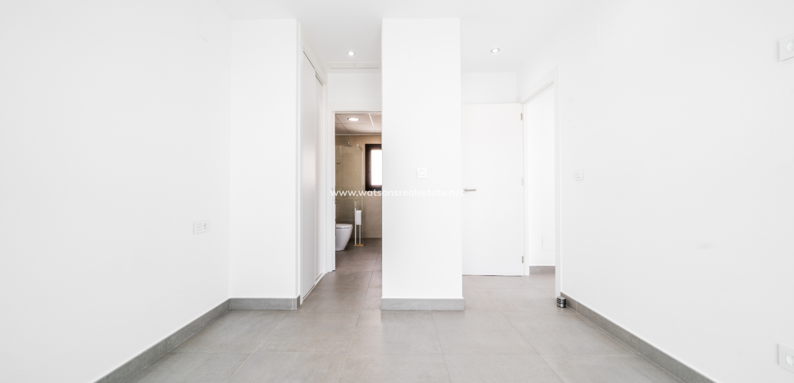 Resale - Detached - Urb. La Marina