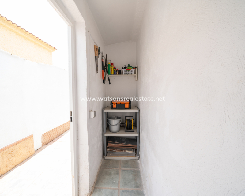 Resale - Detached - Urb. La Marina