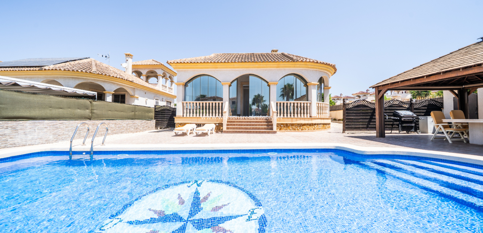 Resale - Detached - Urb. La Marina