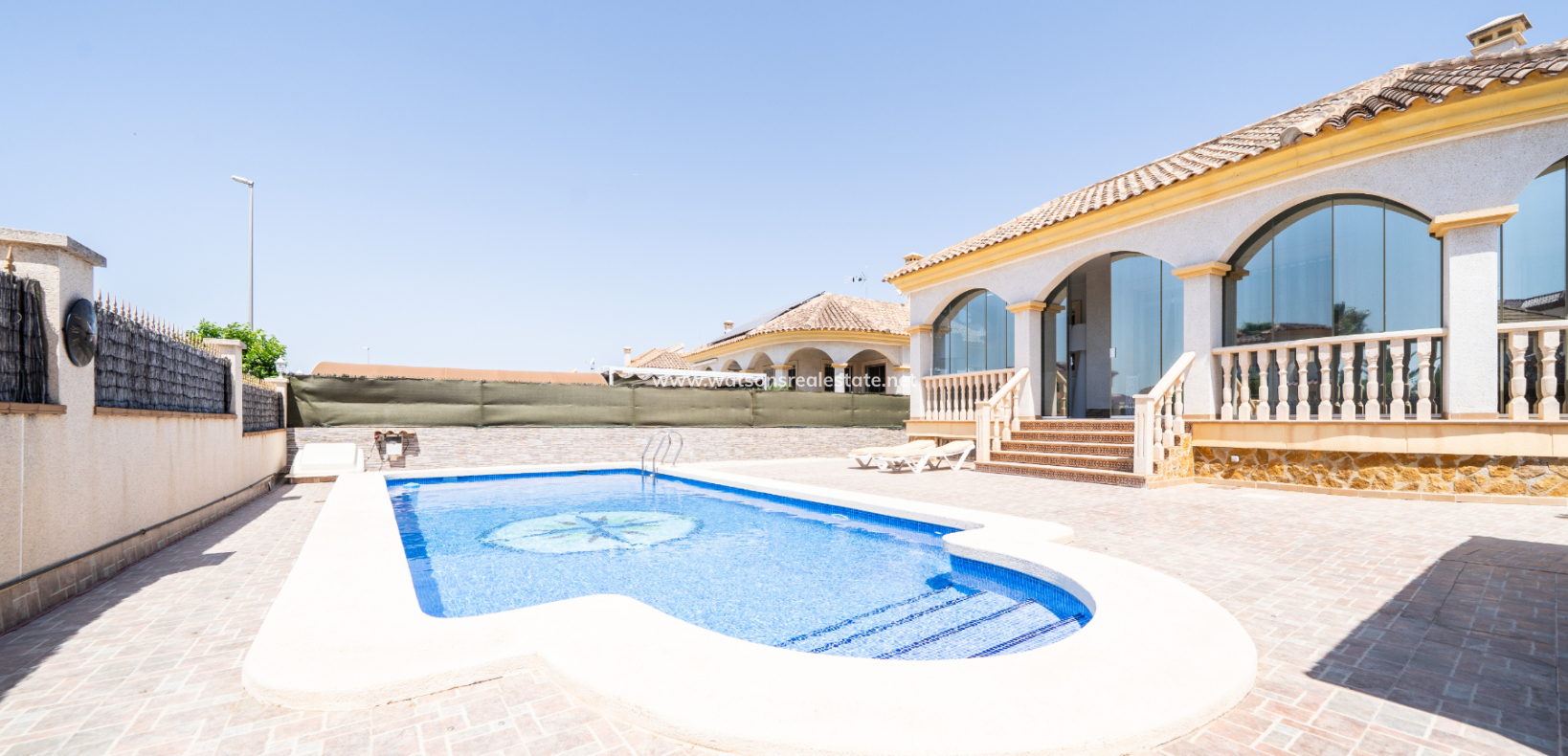 Resale - Detached - Urb. La Marina