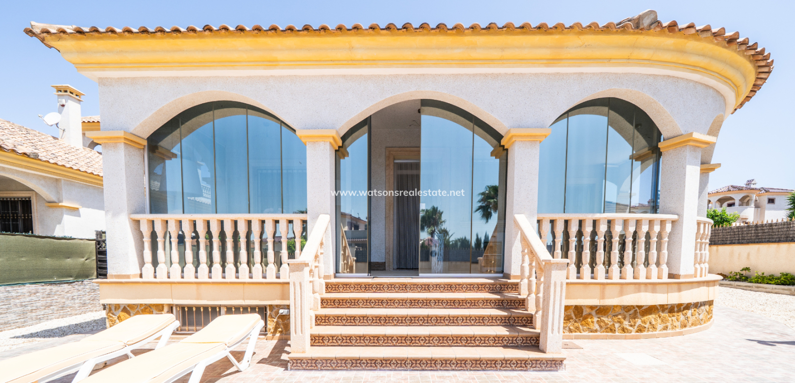 Resale - Detached - Urb. La Marina