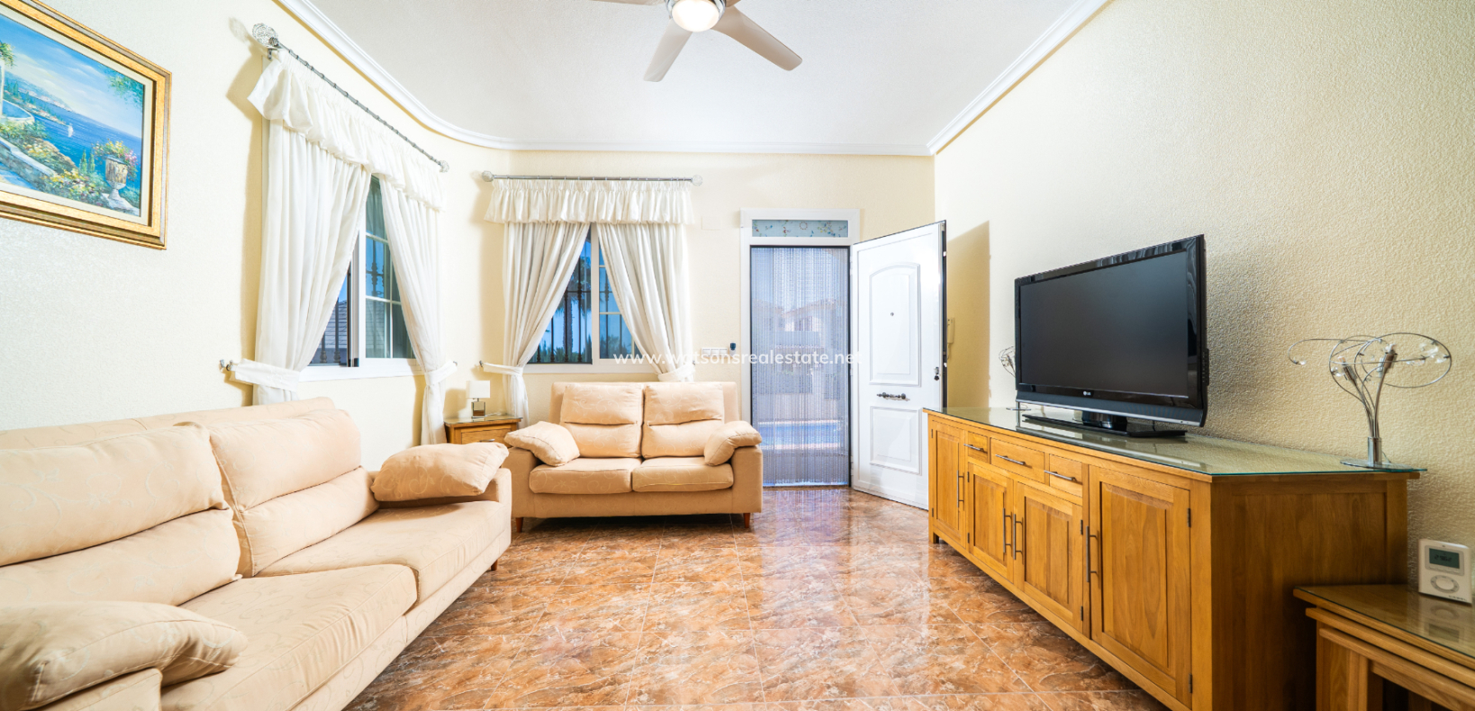 Resale - Detached - Urb. La Marina