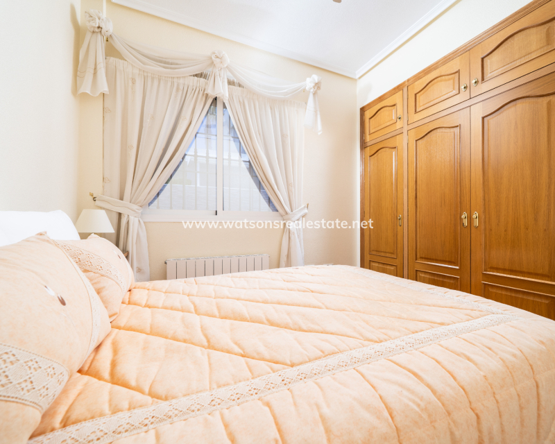 Resale - Detached - Urb. La Marina