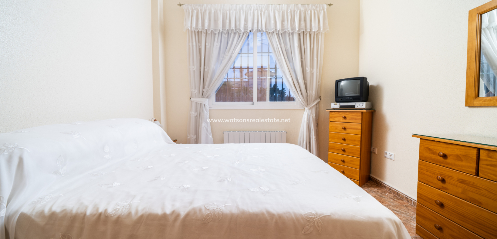 Resale - Detached - Urb. La Marina