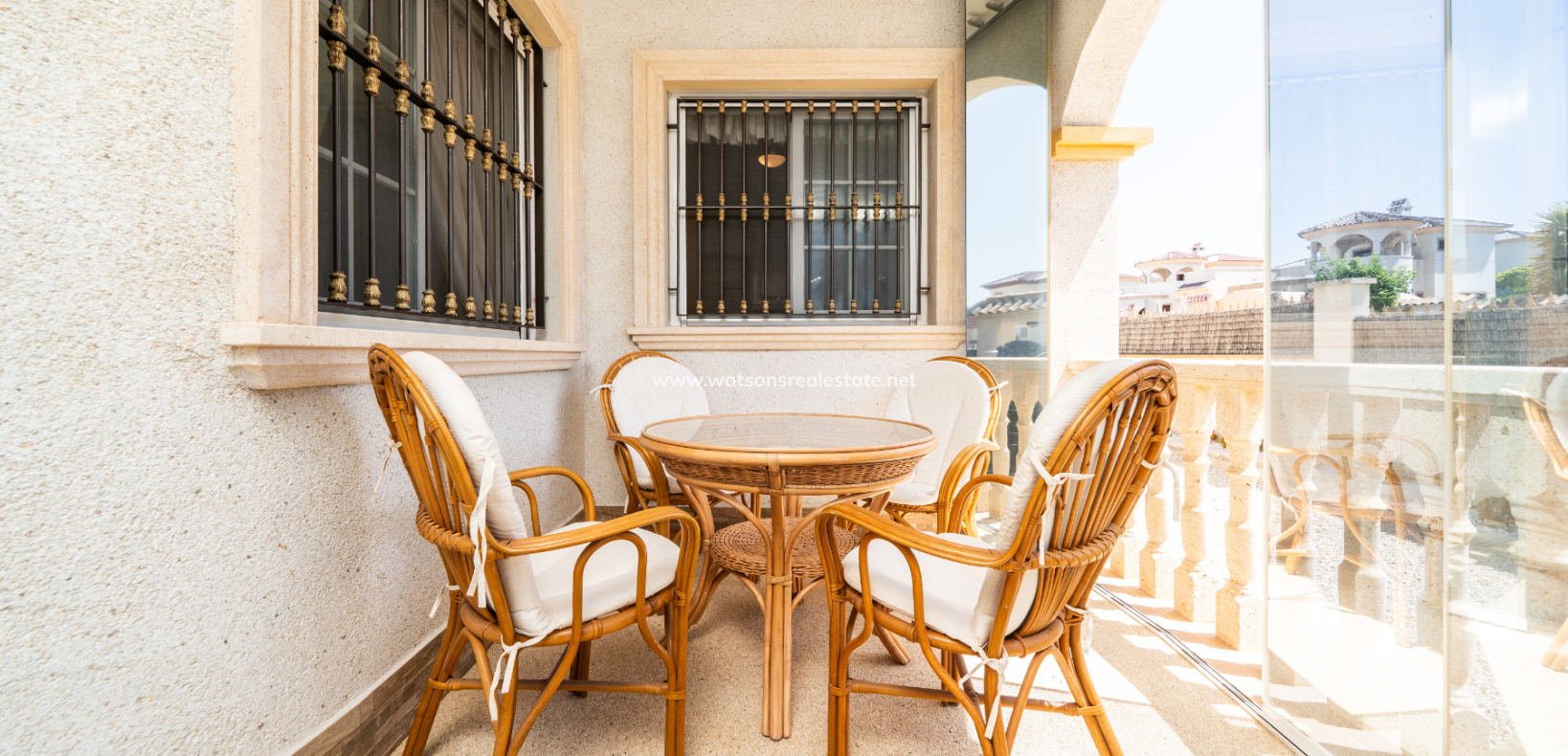 Resale - Detached - Urb. La Marina