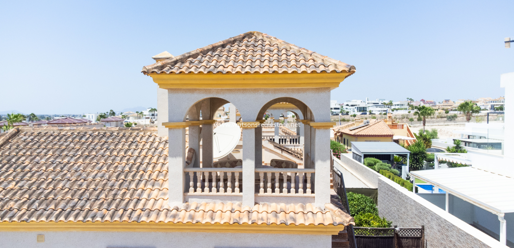 Resale - Detached - Urb. La Marina
