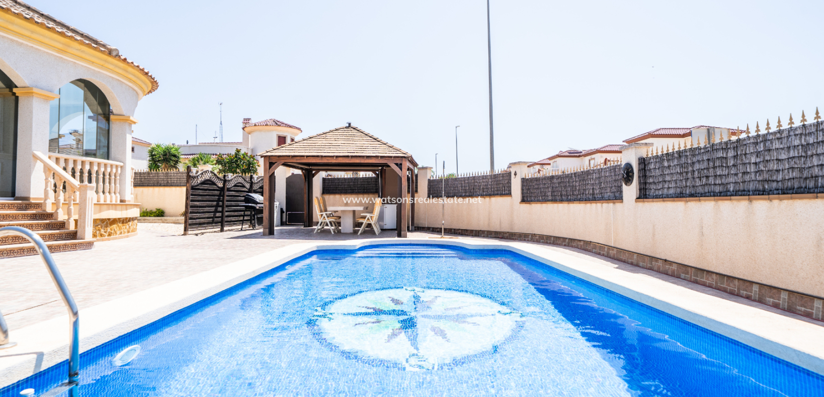 Resale - Detached - Urb. La Marina