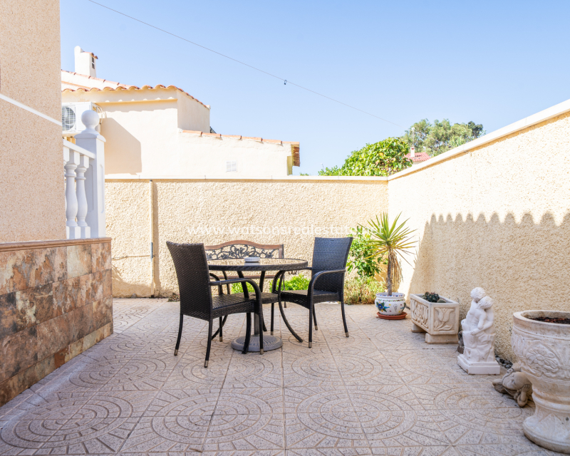 Resale - Detached - Urb. La Marina