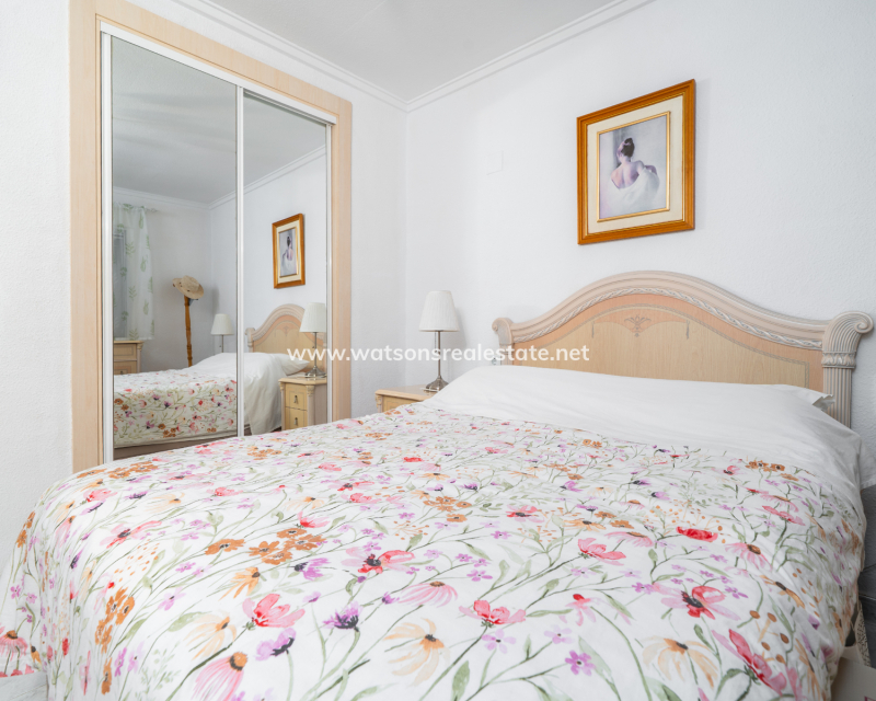 Resale - Detached - Urb. La Marina