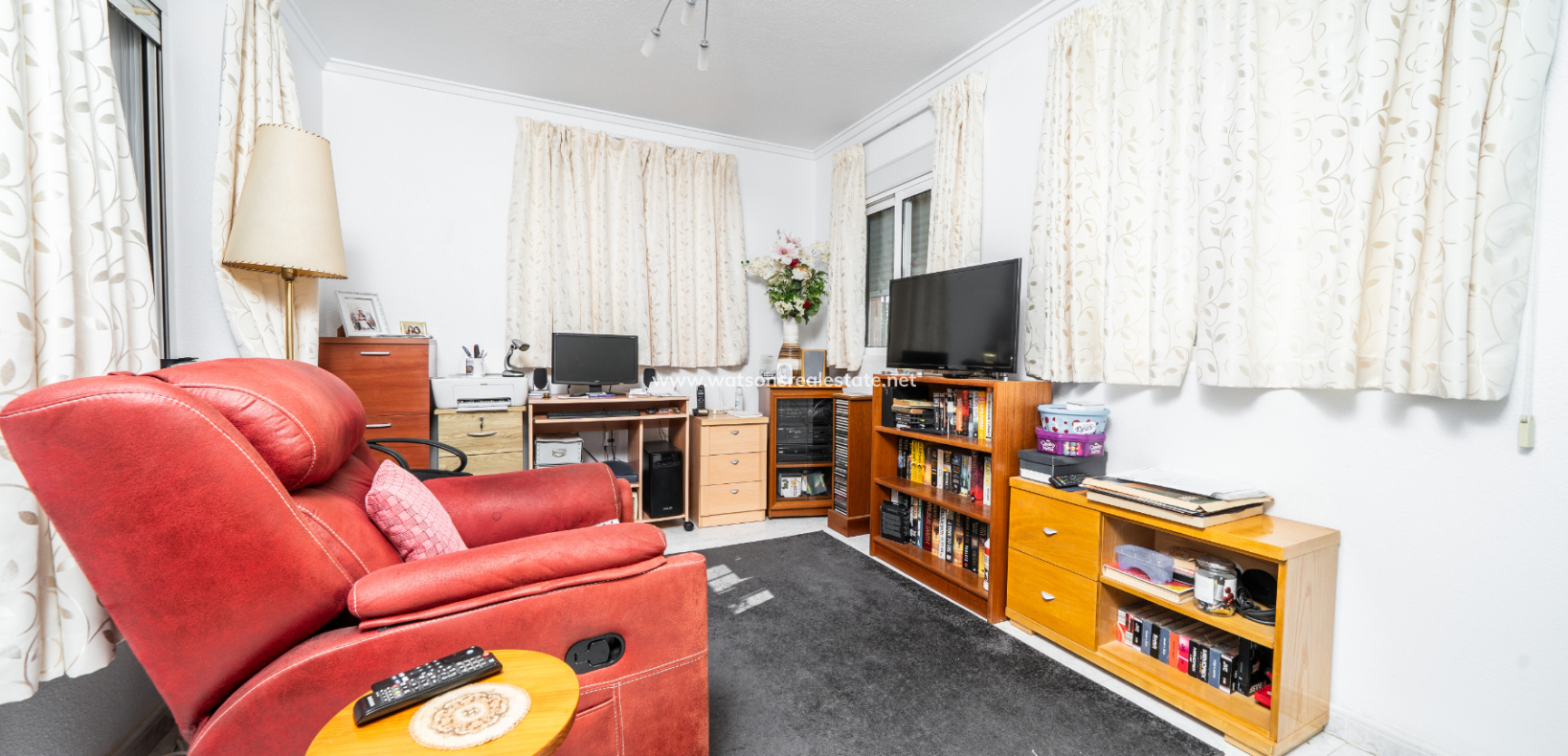 Resale - Detached - Urb. La Marina