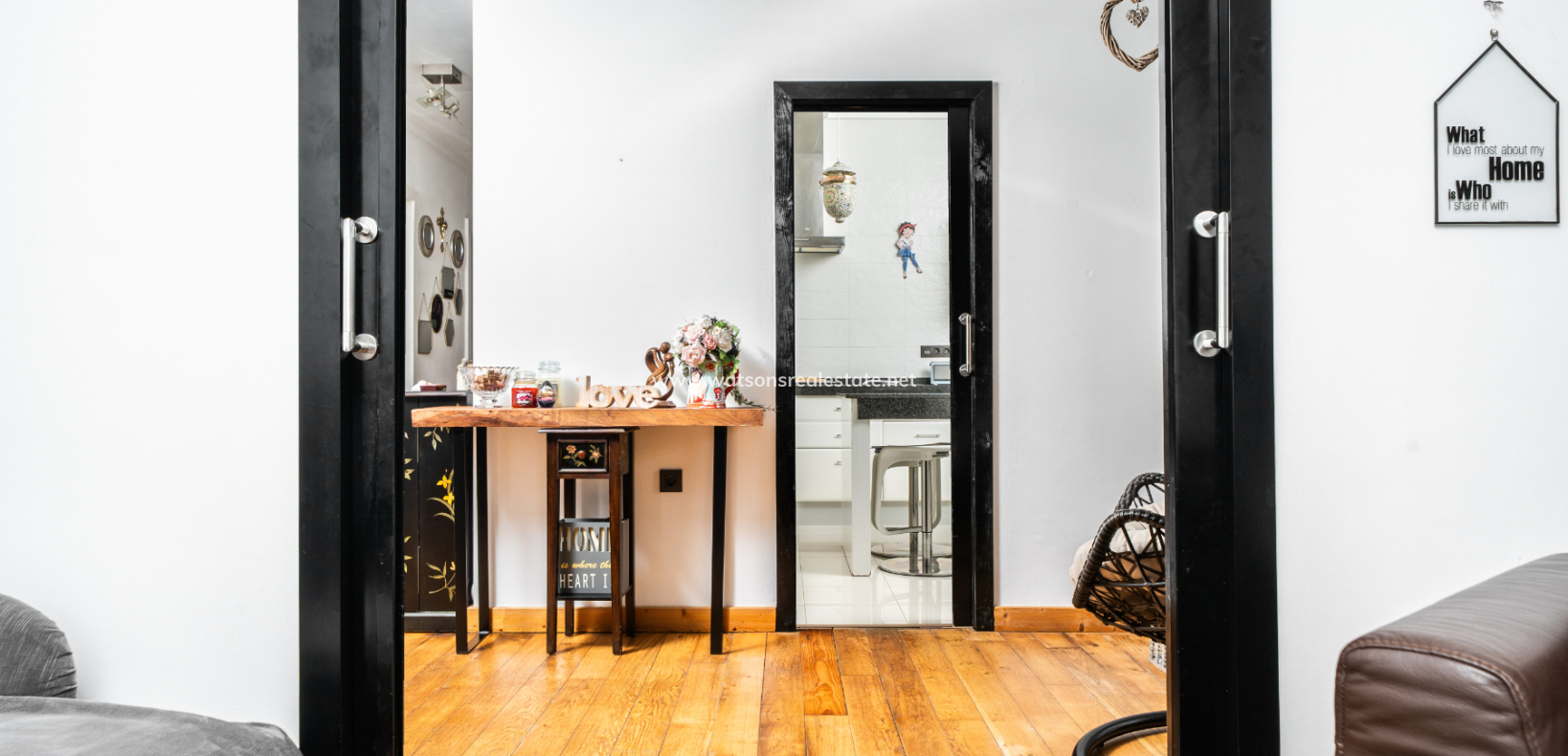 Resale - Detached - Urb. La Marina
