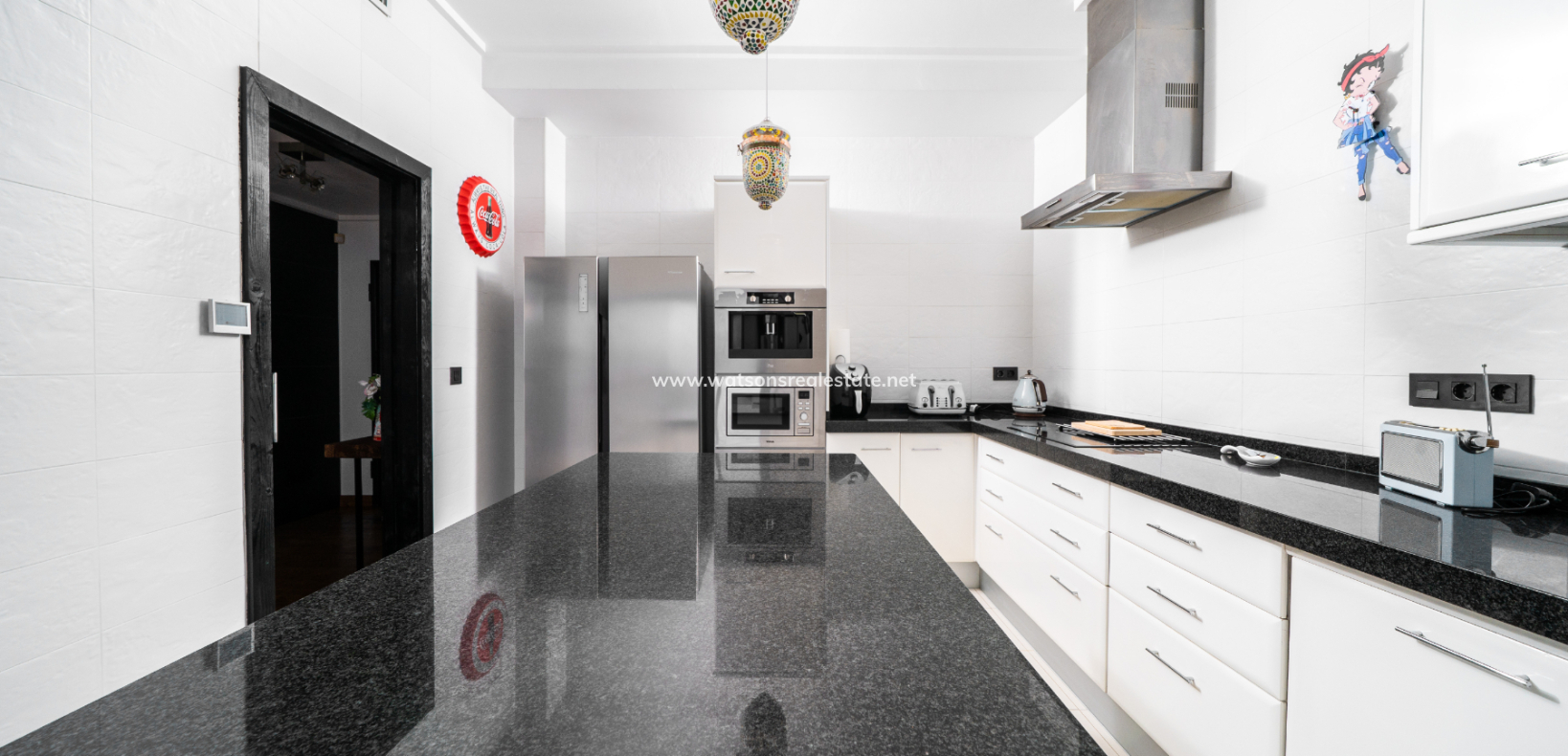 Resale - Detached - Urb. La Marina
