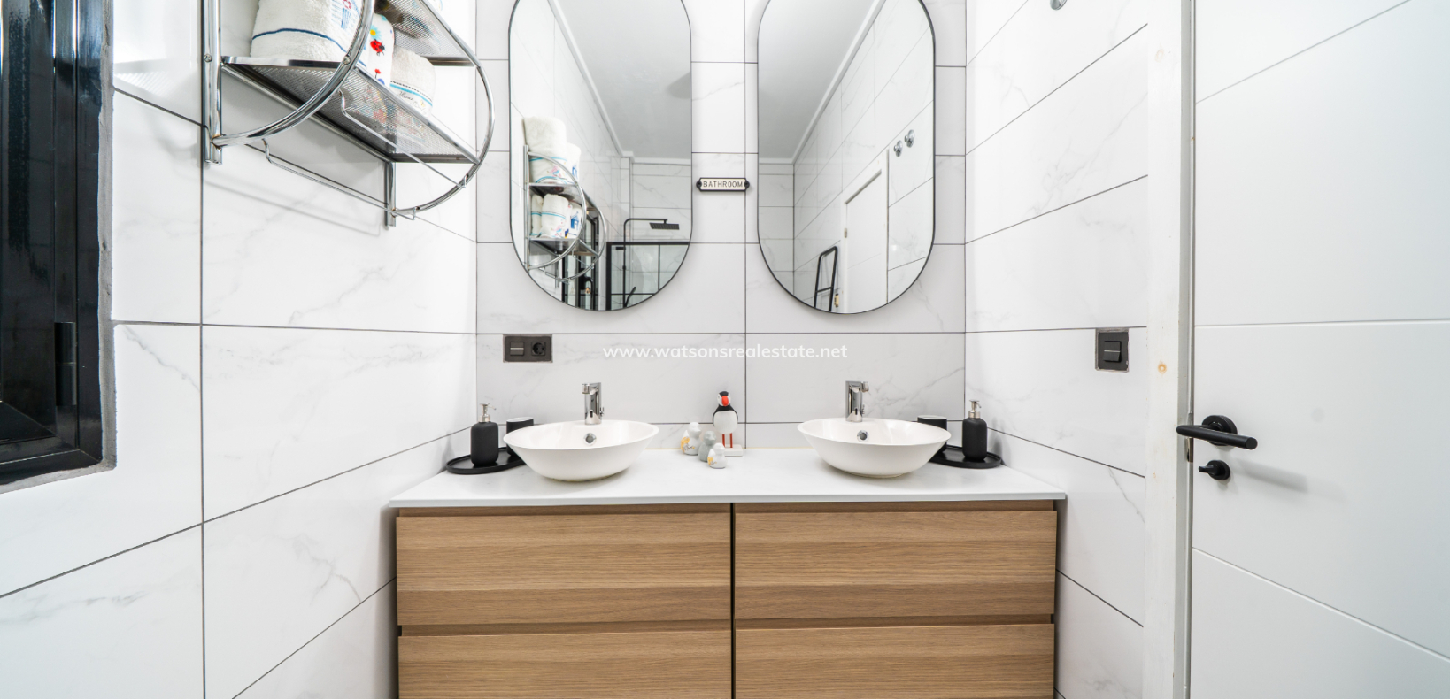Resale - Detached - Urb. La Marina