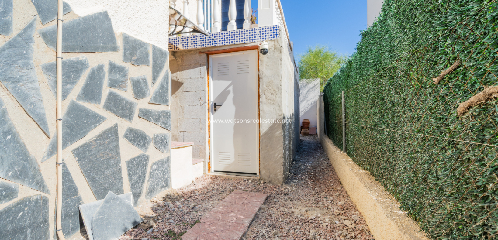 Resale - Detached - Urb. La Marina