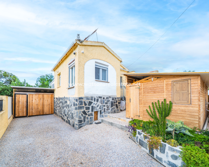 Resale - Detached - Urb. La Marina