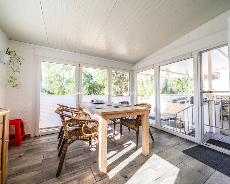 Resale - Detached - Urb. La Marina