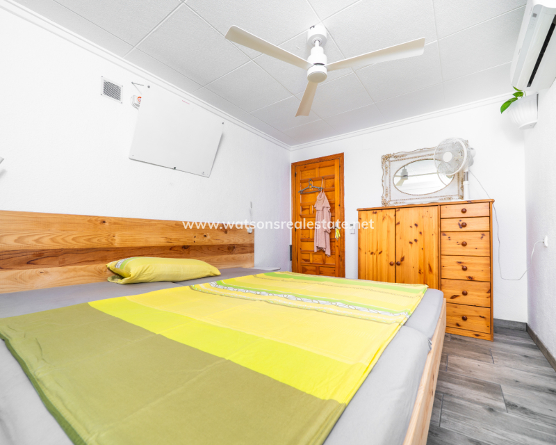 Resale - Detached - Urb. La Marina