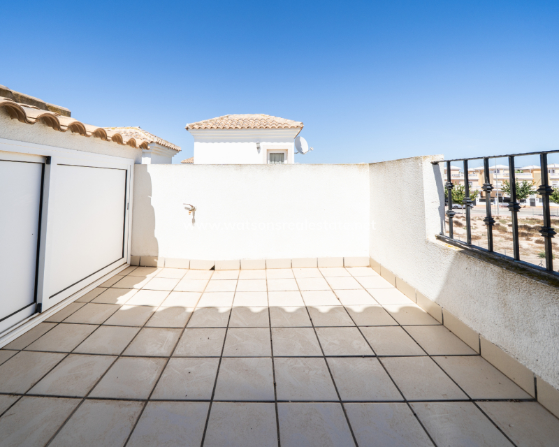 Resale - Detached - Urb. La Marina