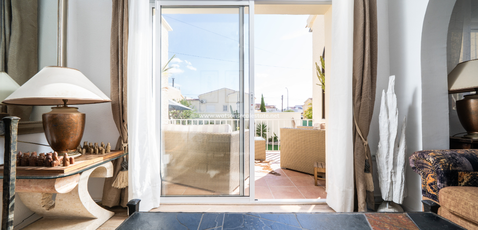 Resale - Detached - Urb. La Marina