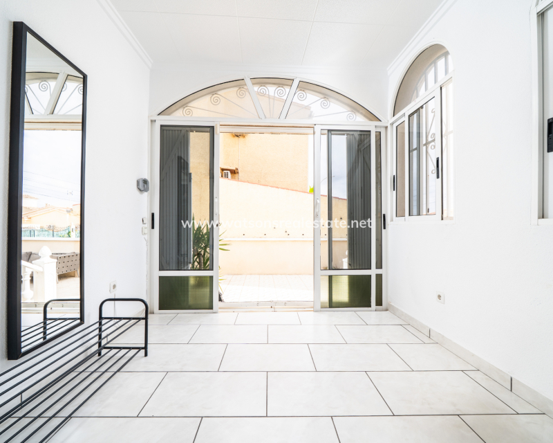 Resale - Detached - Urb. La Marina