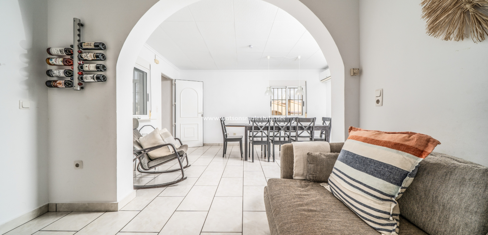 Resale - Detached - Urb. La Marina