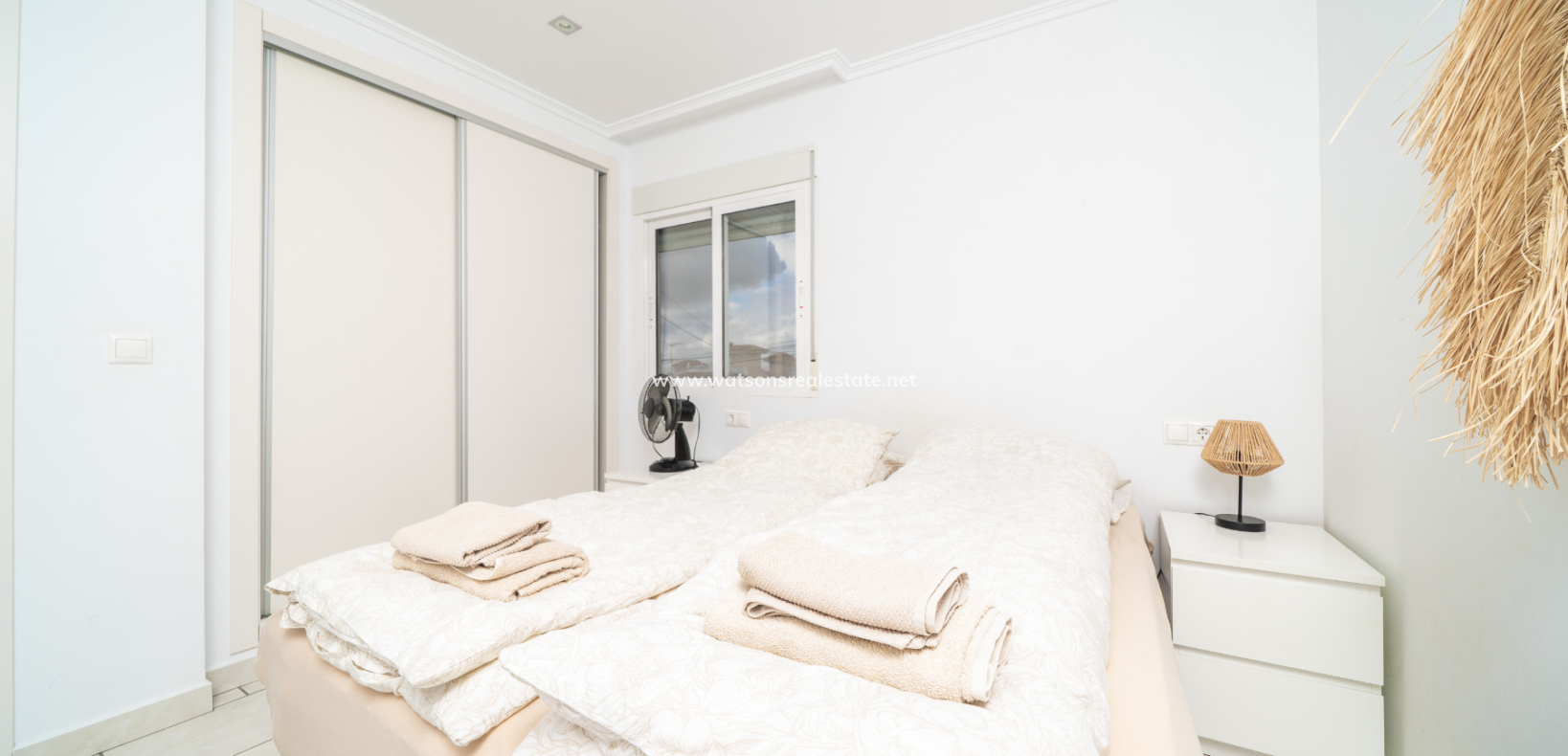 Resale - Detached - Urb. La Marina