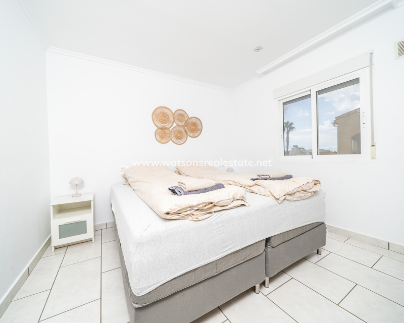 Resale - Detached - Urb. La Marina